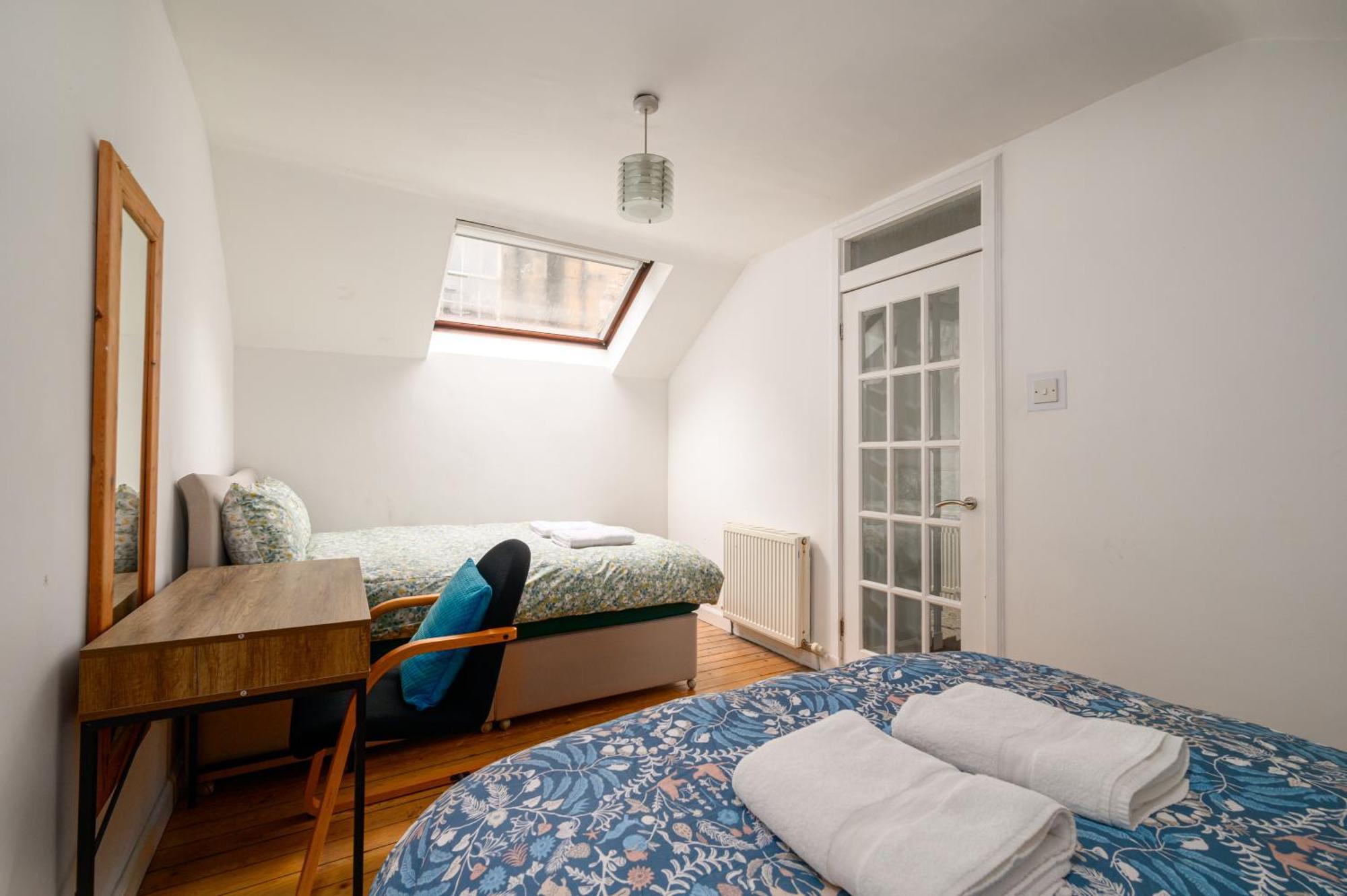 Bright - Central - Sleeps 10 Edinburgh Luaran gambar