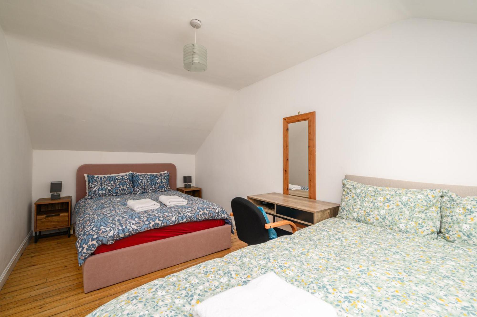 Bright - Central - Sleeps 10 Edinburgh Luaran gambar